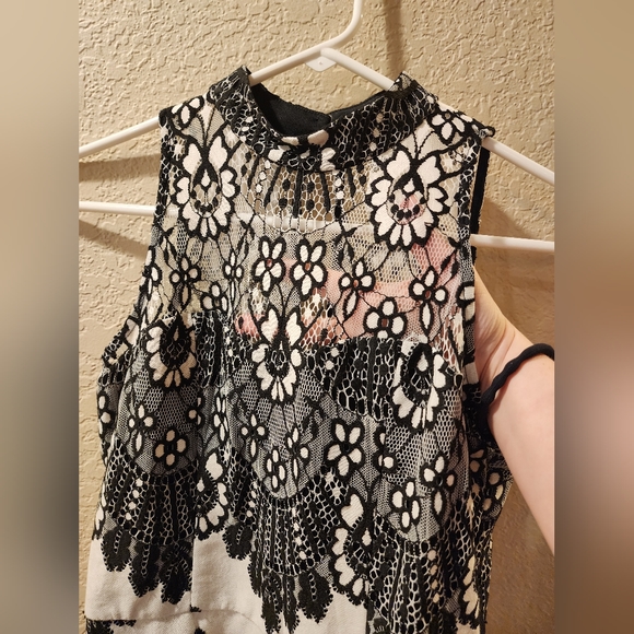 KENSIE Women's Black-White Sleeveless Halter Illusion Lace Embroidered Dress 4 - Picture 2 of 7